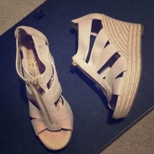 Size 9 beige Merona Wedges